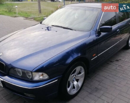 BMW 520 2000 року