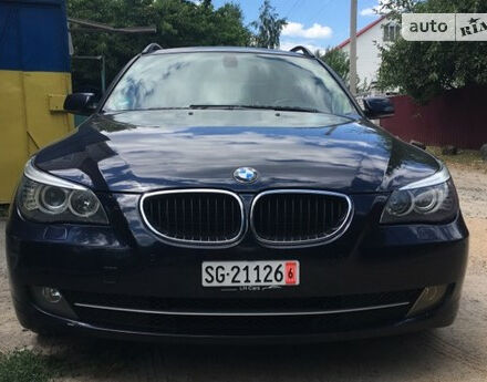 BMW 520 2008 года