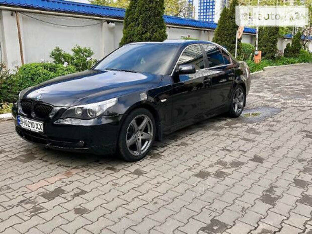 BMW 523 2006 року