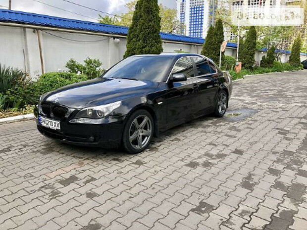 BMW 523 2006 года