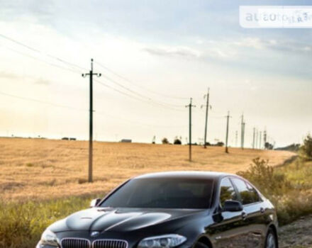 BMW 523 2010 года