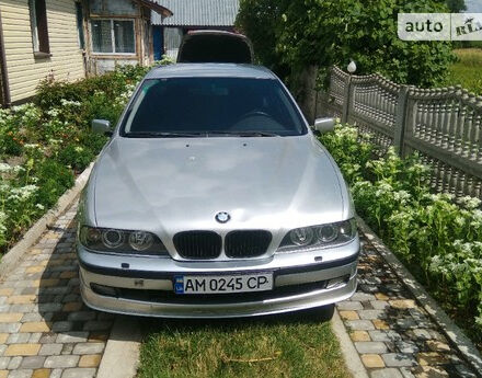 BMW 523 1995 года