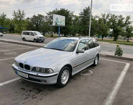 BMW 523 1999 года