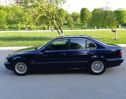 BMW 523 1998 року