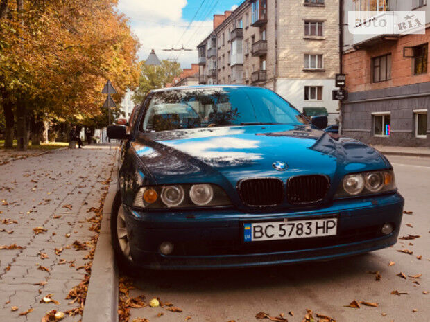 BMW 525 2001 року