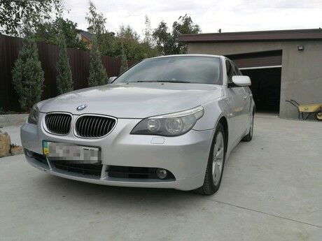 BMW 525 2005 года