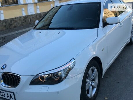 BMW 525 2008 года