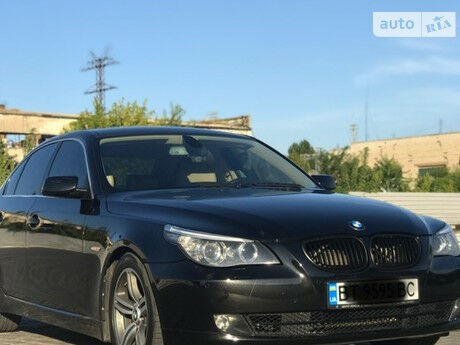 BMW 525 2008 года