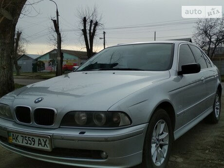 BMW 525 2002 года