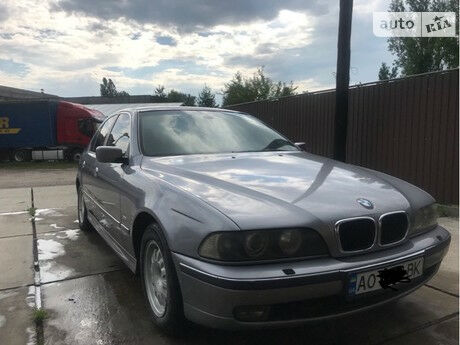 BMW 525 1998 года