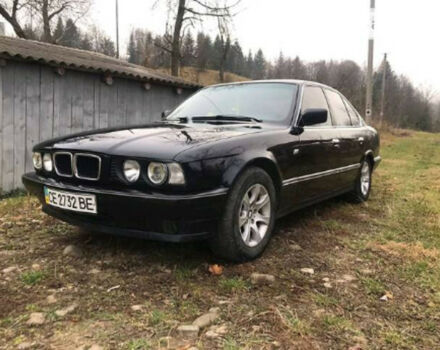 BMW 525 1990 року