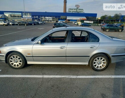 BMW 525 1999 року