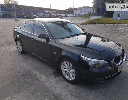 BMW 525 2008 года