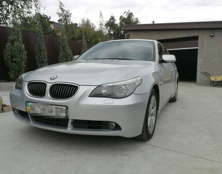 BMW 525 2005 года