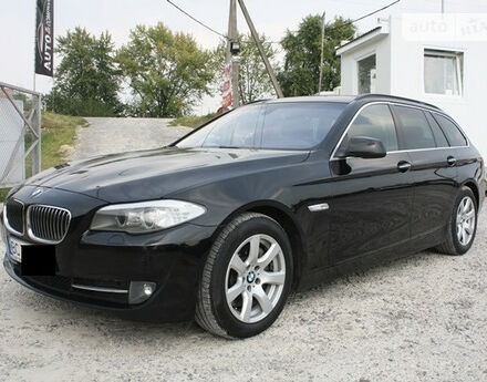 BMW 525 2012 року