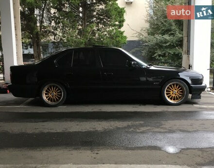 BMW 525 1992 года