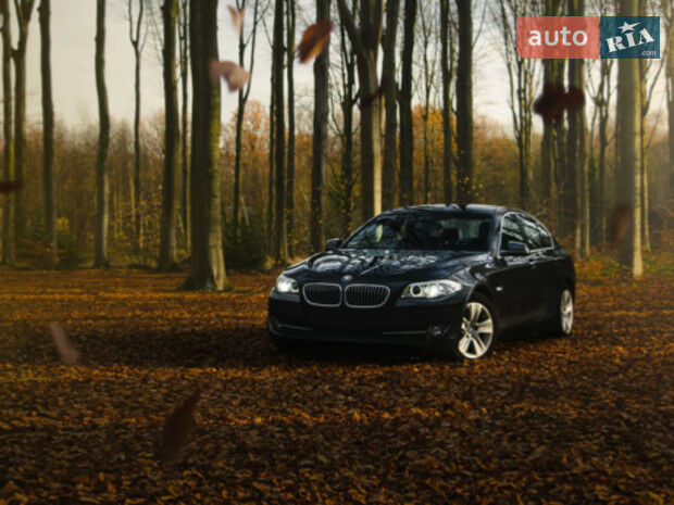 BMW 528 2012 года