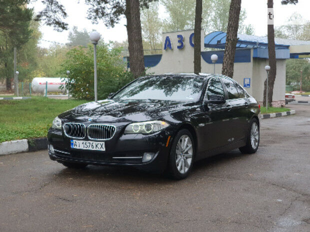 BMW 528 2012 года