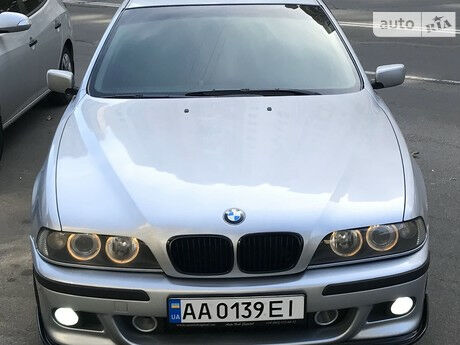 BMW 528 1996 года