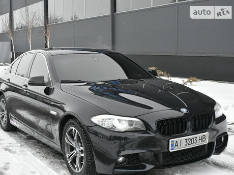 BMW 528 2010 года