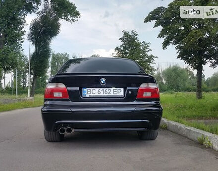 BMW 528 2000 року