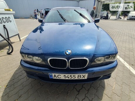 BMW 530 2002 року