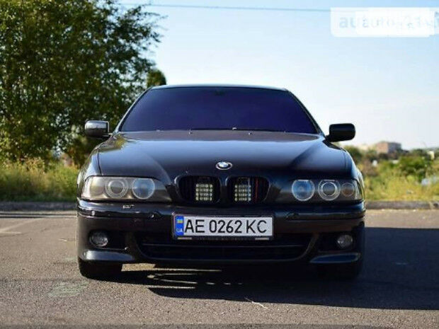 BMW 530 2001 года