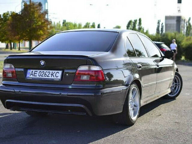 BMW 530 2001 года