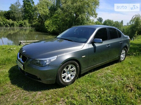 БМВ 530 2004 года BMW 530 2004 года