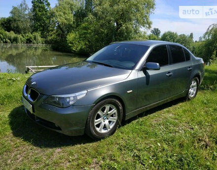 BMW 530 2004 року