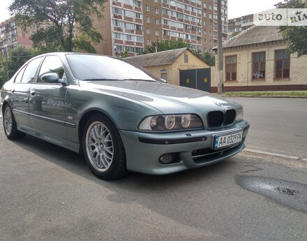 BMW 530 2002 року