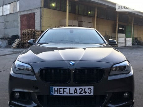 БМВ 535 2011 года BMW 535 2011 года