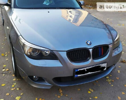 BMW 545 2004 року