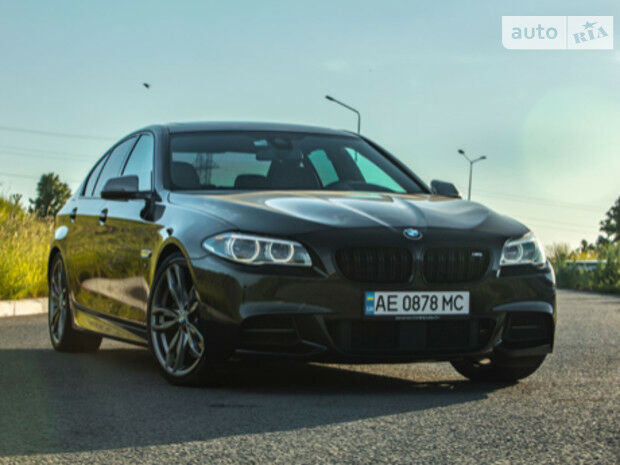 BMW 550 2013 года