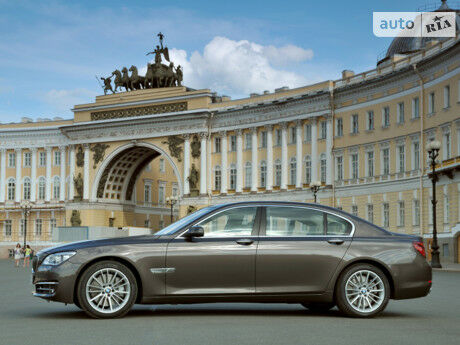 БМВ 7 Серия 2001 года BMW 7 Series 2001 года