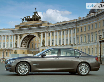 BMW 7 Series 2001 року