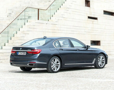 BMW 7 Series 1995 року