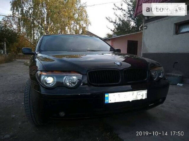 BMW 730 2002 года