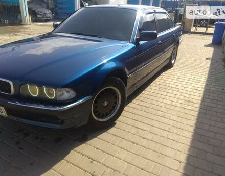 BMW 735 1996 года