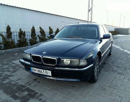 Фото на відгук з оцінкою 5   про авто BMW 750 1995 року випуску від автора “Cергей” з текстом: мужской автомобиль ,ровный и сильный , одним словом " правильный" такой должен быть у каждого !