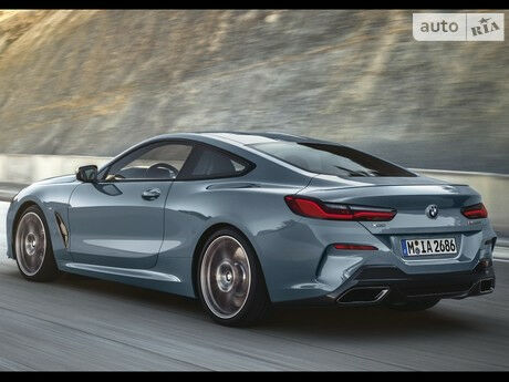 БМВ 8 Серия 1990 року BMW 8 Series 1990 року