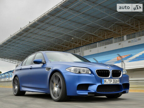 БМВ М5 2007 року BMW M5 2007 року