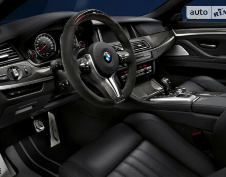BMW M5 2013 года