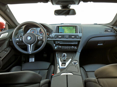 БМВ М6 2005 года BMW M6 2005 года