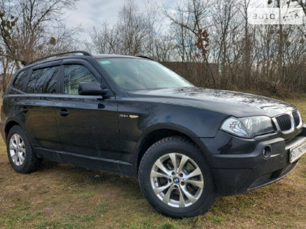 BMW X3 2004 року