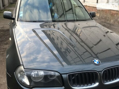 БМВ Х3 2004 року BMW X3 2004 року