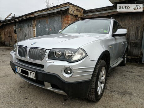 BMW X3 2009 года