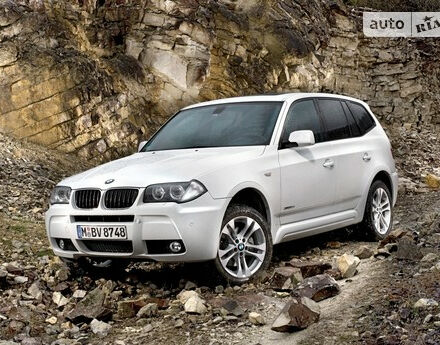 BMW X3 2011 року