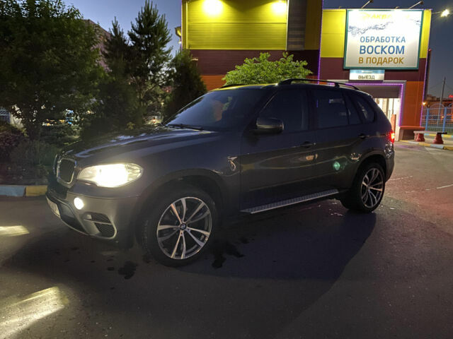 BMW X5 2011 года