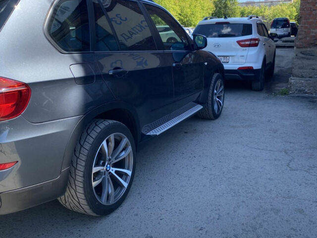 BMW X5 2011 года